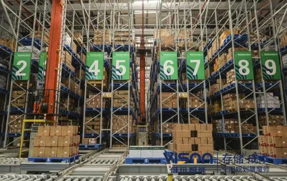 AMR 與 AGV：哪種倉庫機(jī)器人適合您？